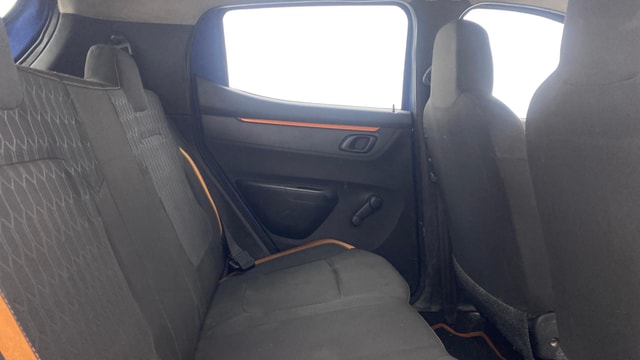 View Renault Kwid Image 28 Used Renault Kwid Image 28