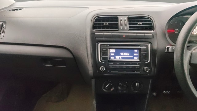 View Volkswagen Ameo Image 17 Used Volkswagen Ameo Image 17