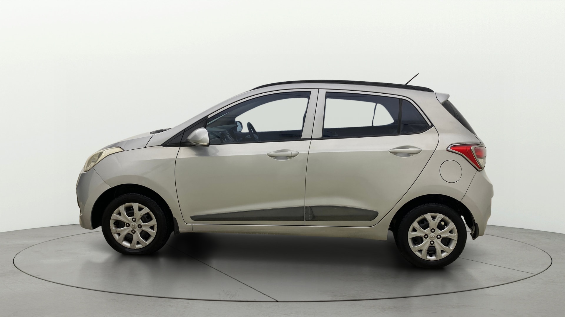 Used 2015 Hyundai Grand i10 Used 2015 Hyundai Grand i10