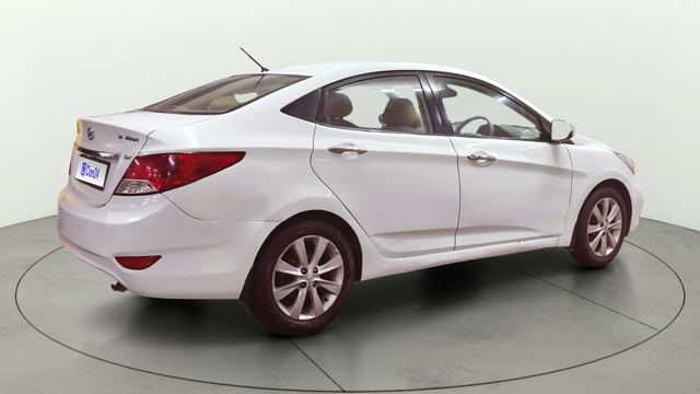 View Hyundai Fluidic Verna Image 43 Used Hyundai Fluidic Verna Image 43