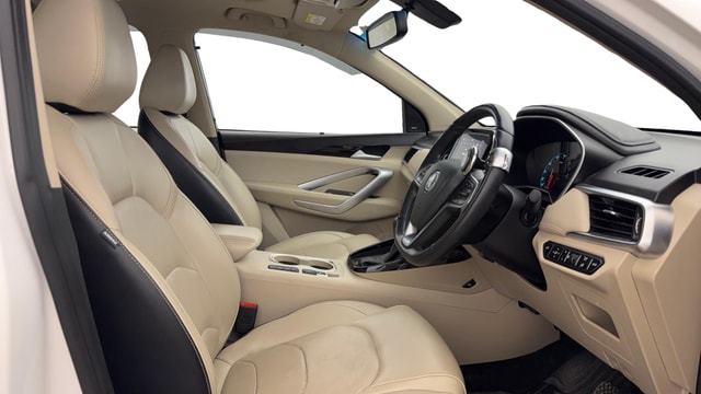 View MG Hector Image 18 Used MG Hector Image 18
