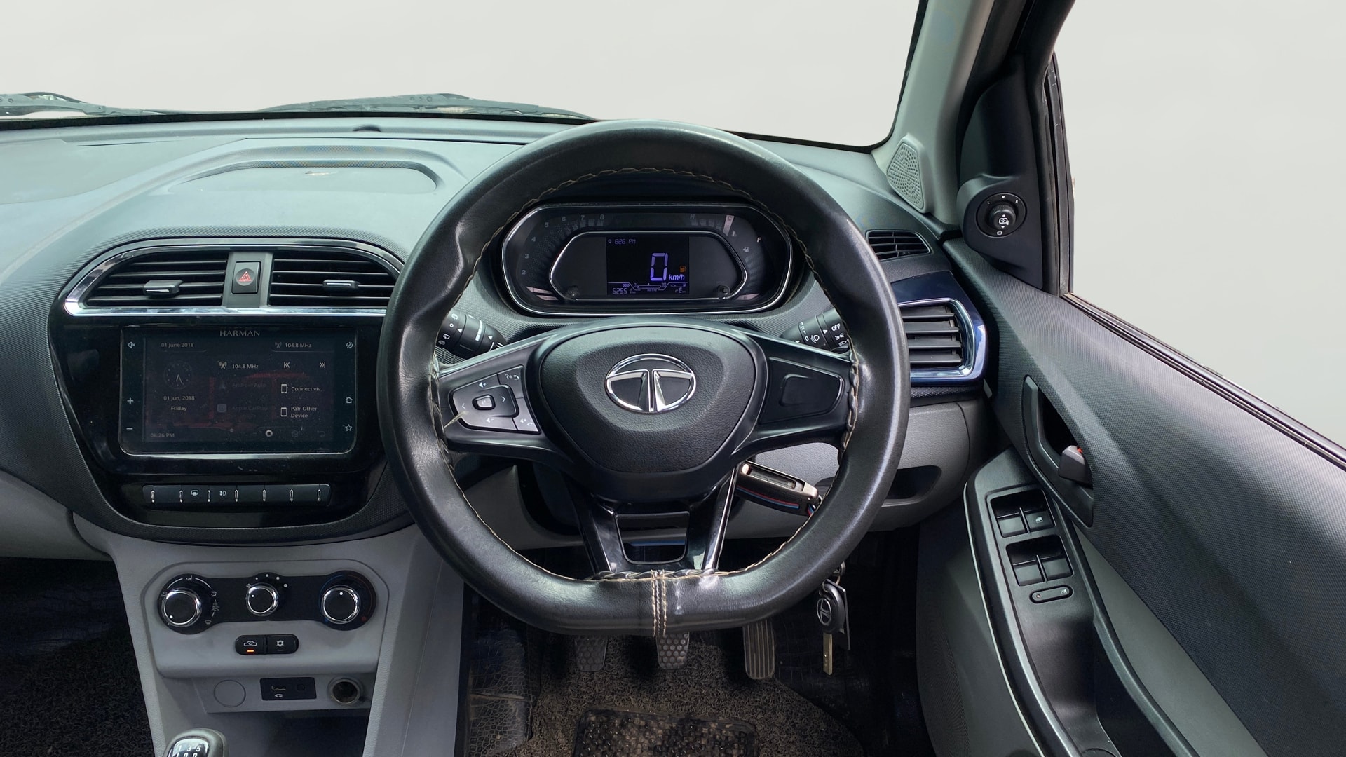 View 2021 Tata Tiago Revotorq XB Image 20 Used 2021 Tata Tiago Revotorq XB Image 20