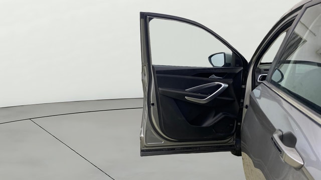 View MG Hector Image 33 Used MG Hector Image 33