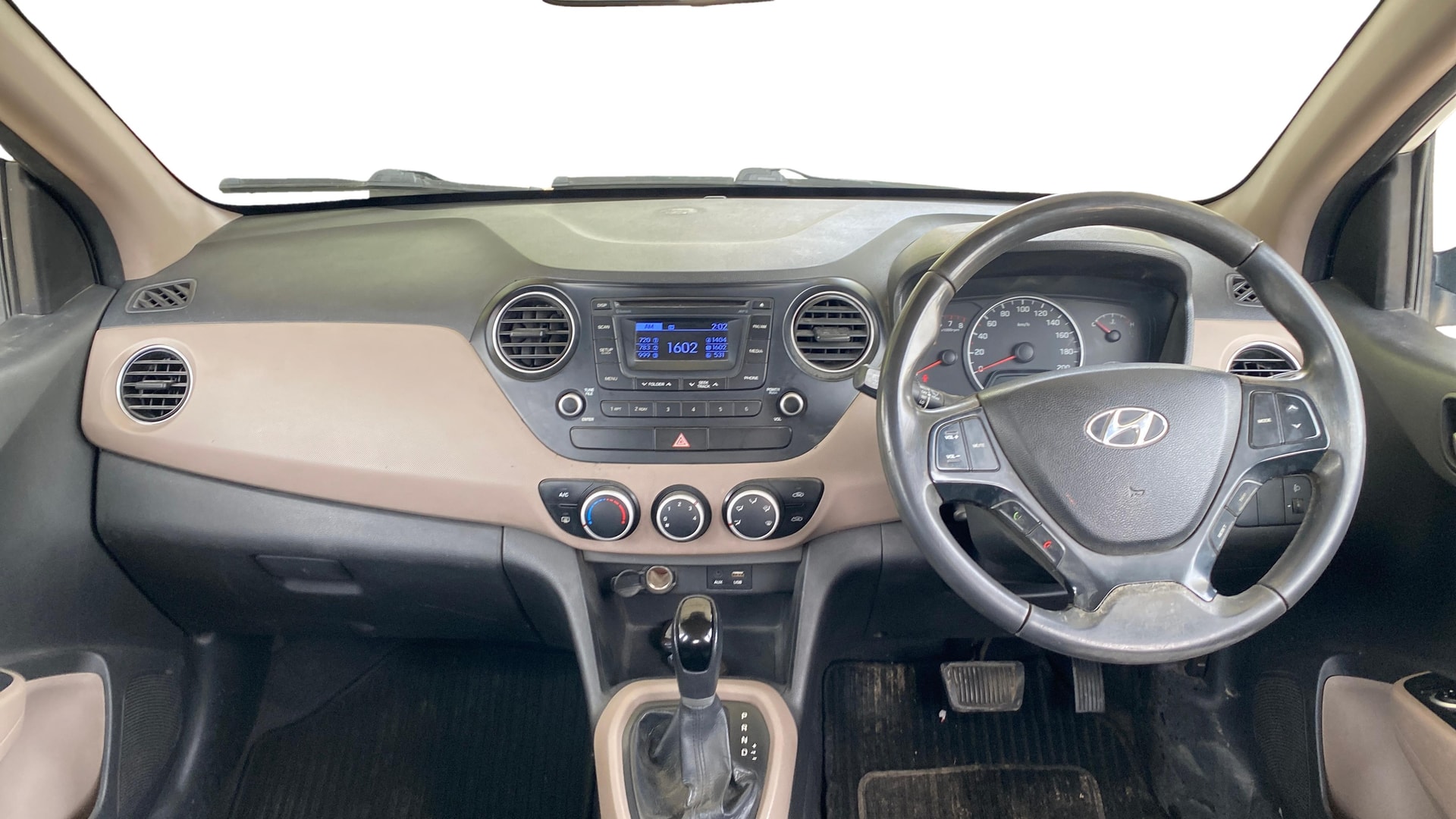 View 2016 Hyundai Grand i10 Asta AT 1.2 Kappa VTVT Image 15 Used 2016 Hyundai Grand i10 Asta AT 1.2 Kappa VTVT Image 15