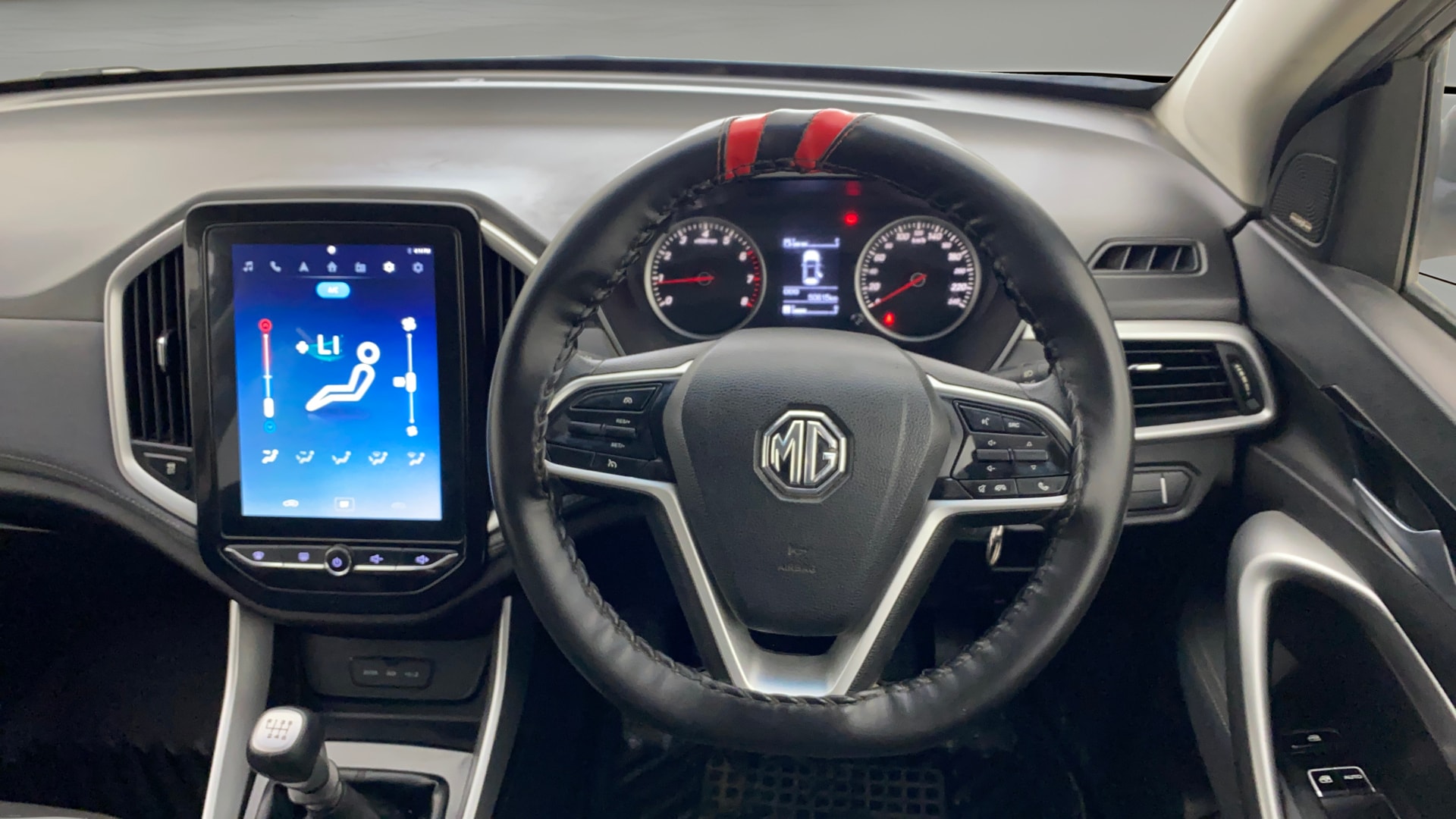 View 2021 MG Hector Super Diesel BS IV Image 12 Used 2021 MG Hector Super Diesel BS IV Image 12