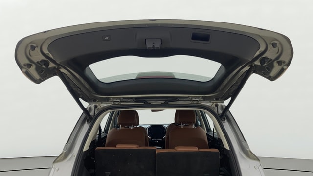 View MG Hector Plus Image 17 Used MG Hector Plus Image 17