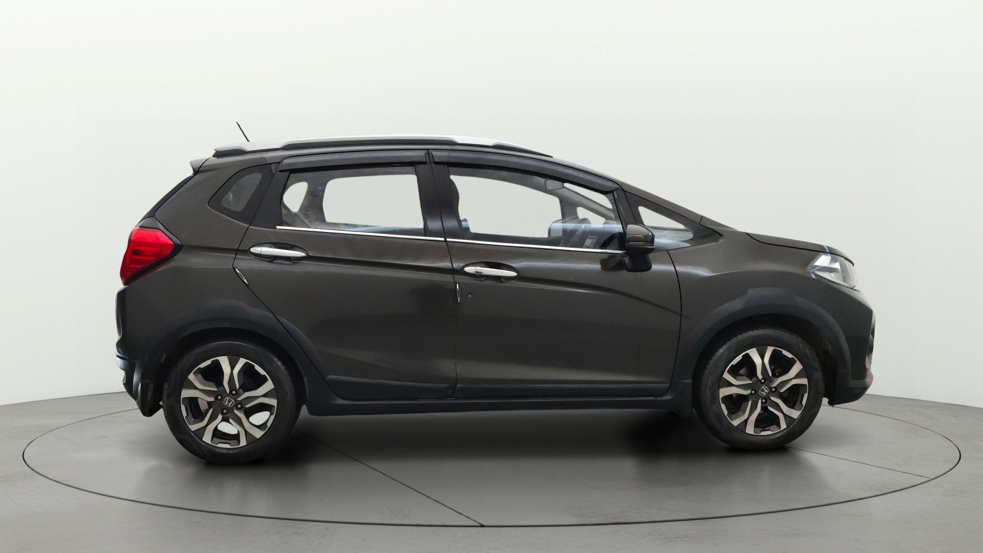 View 2019 Honda WR-V S MT Diesel Edge Edition Image 8 Used 2019 Honda WR-V S MT Diesel Edge Edition Image 8