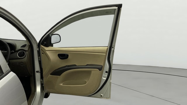 View Hyundai i10 Image 43 Used Hyundai i10 Image 43