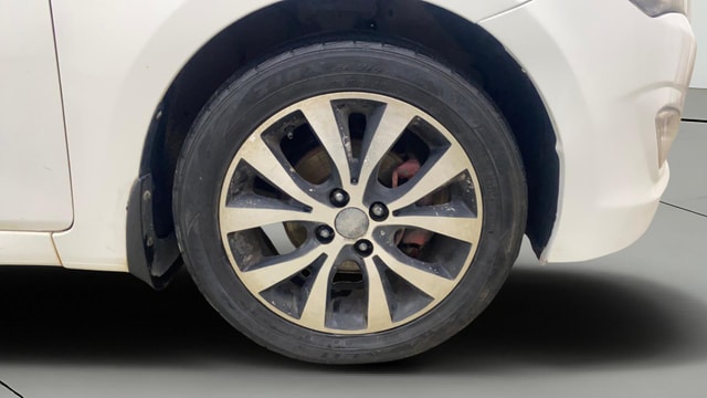 View Hyundai Verna Image 43 Used Hyundai Verna Image 43