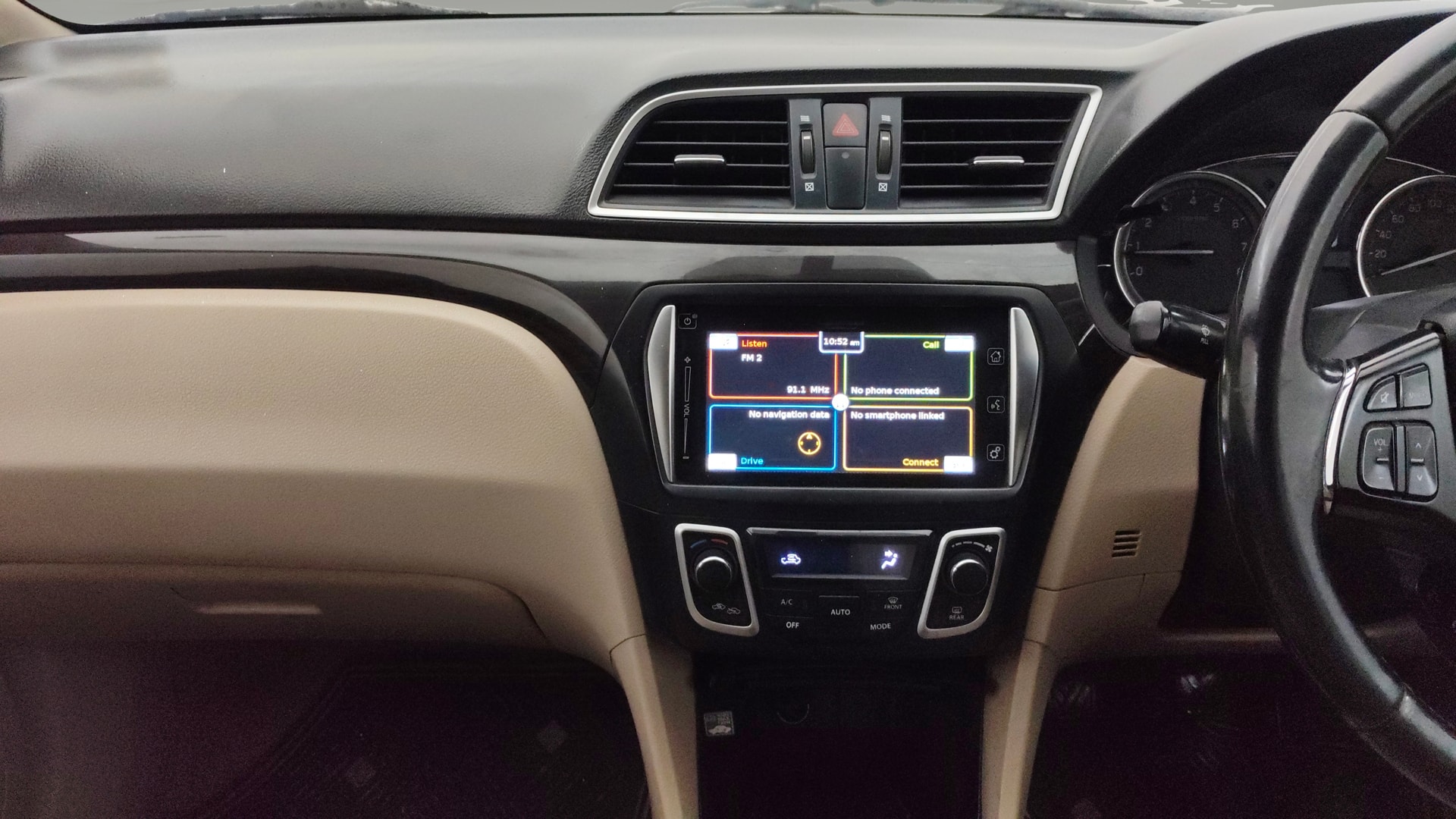 View 2016 Maruti Suzuki 1000 Base Variant Image 17 Used 2016 Maruti Suzuki 1000 Base Variant Image 17