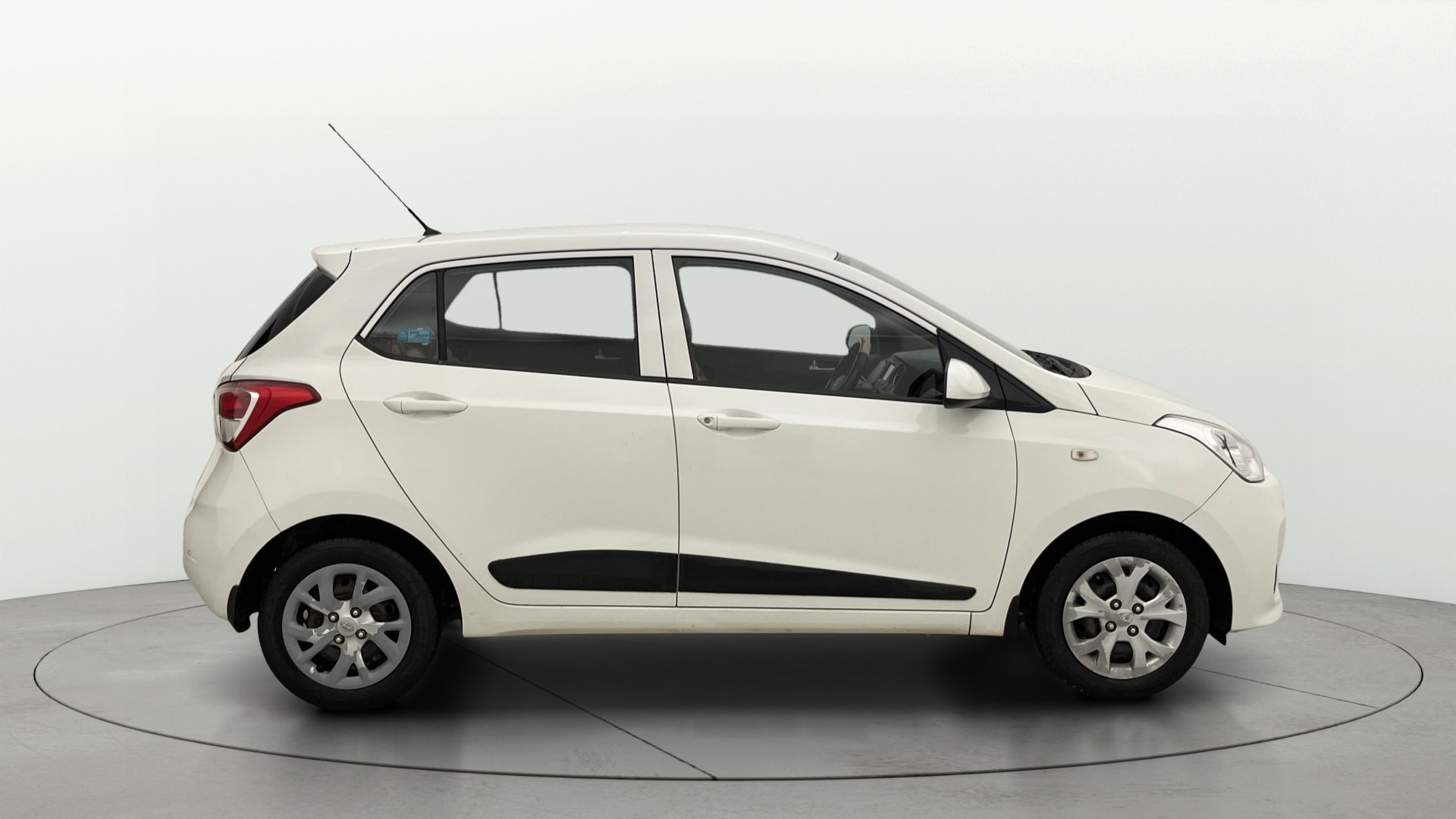 Used 2017 Hyundai Grand i10 Used 2017 Hyundai Grand i10