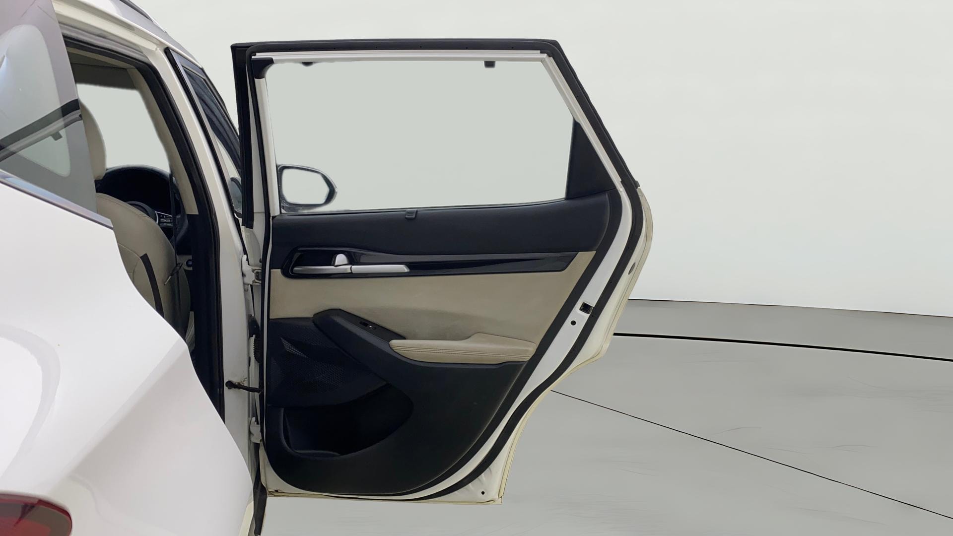View 2019 Kia Seltos HTX Diesel Image 6 Used 2019 Kia Seltos HTX Diesel Image 6