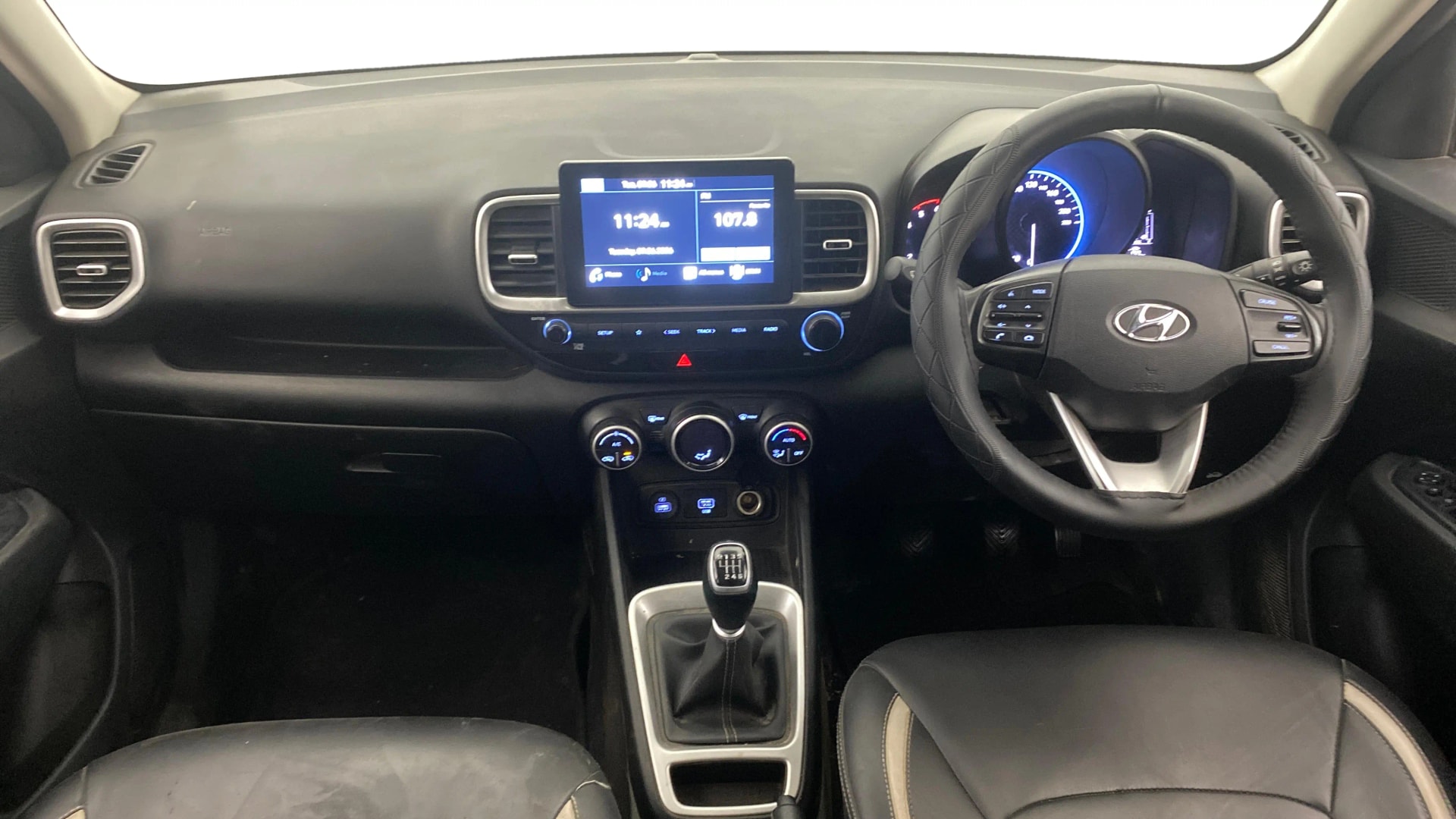 View 2021 Hyundai Venue SX 1.5 Diesel Image 16 Used 2021 Hyundai Venue SX 1.5 Diesel Image 16