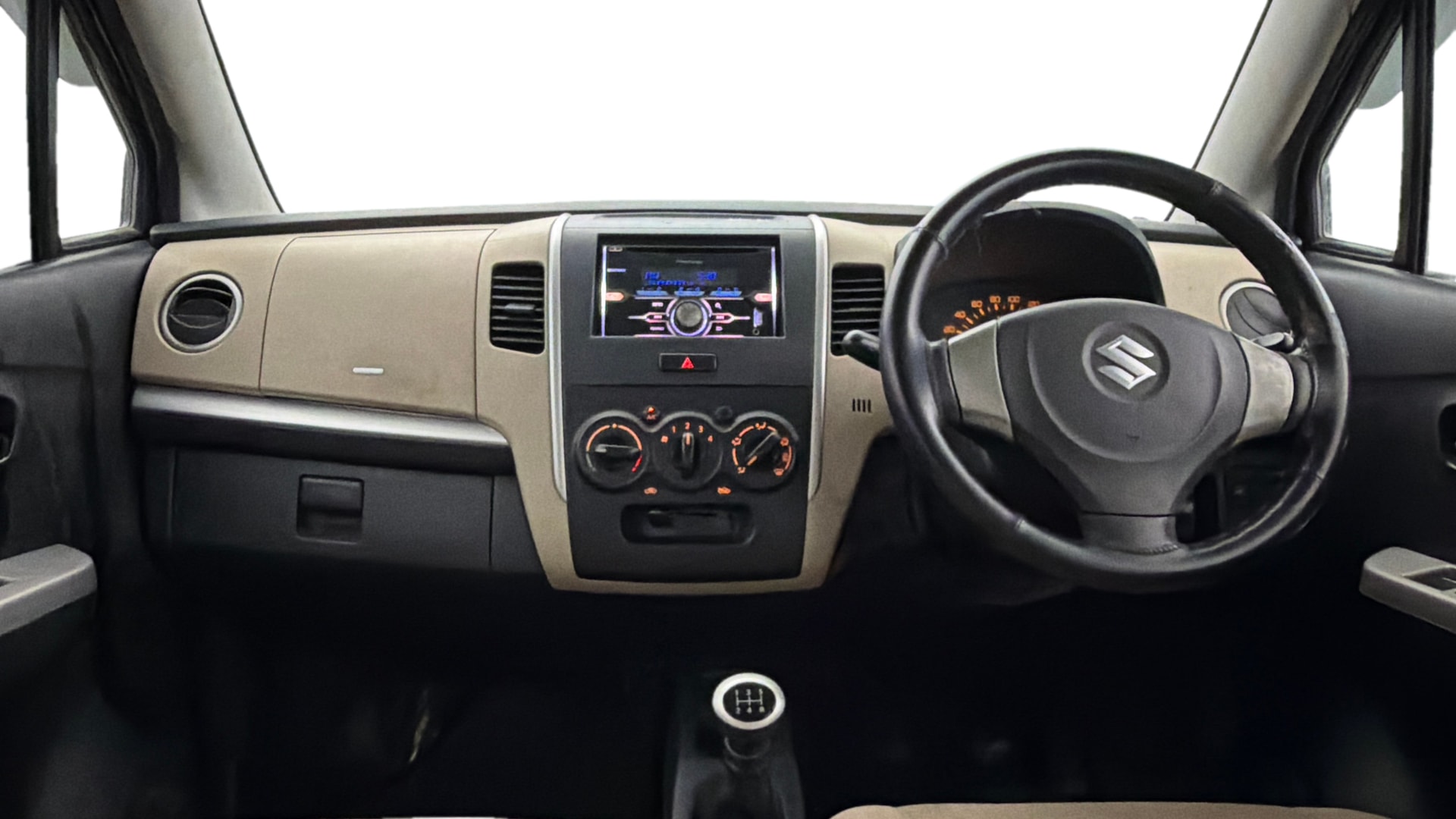 View 2017 Maruti Suzuki 1000 Base Variant Image 15 Used 2017 Maruti Suzuki 1000 Base Variant Image 15