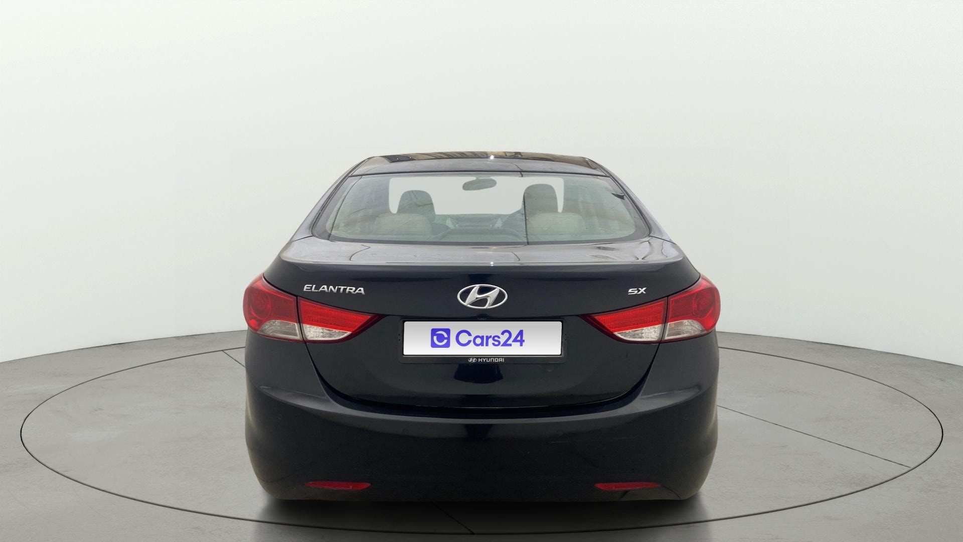 View 2014 Hyundai Elantra 1.6 CRDi S Image 42 Used 2014 Hyundai Elantra 1.6 CRDi S Image 42