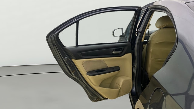 View Honda Amaze Image 15 Used Honda Amaze Image 15