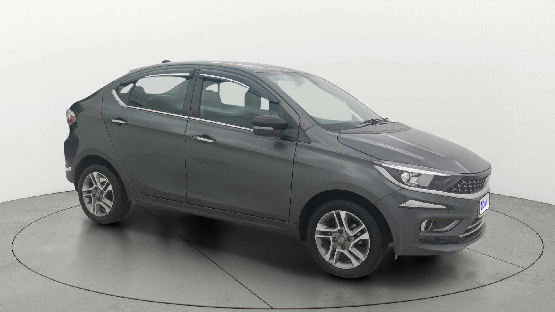 View 2022 Tata Tigor XE Diesel Image 37 Used 2022 Tata Tigor XE Diesel Image 37