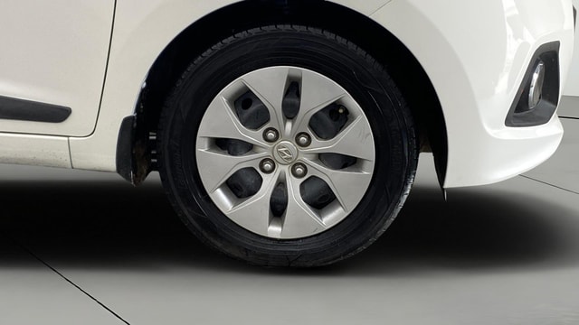 View Hyundai Xcent Image 39 Used Hyundai Xcent Image 39