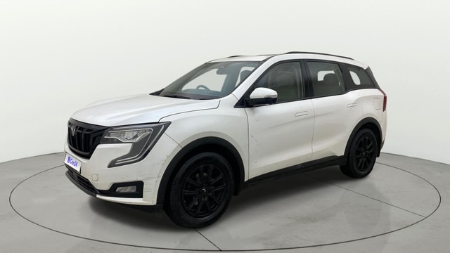 View Mahindra XUV700 Image 23 Used Mahindra XUV700 Image 23