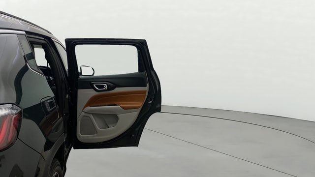 View Jeep Compass Image 8 Used Jeep Compass Image 8