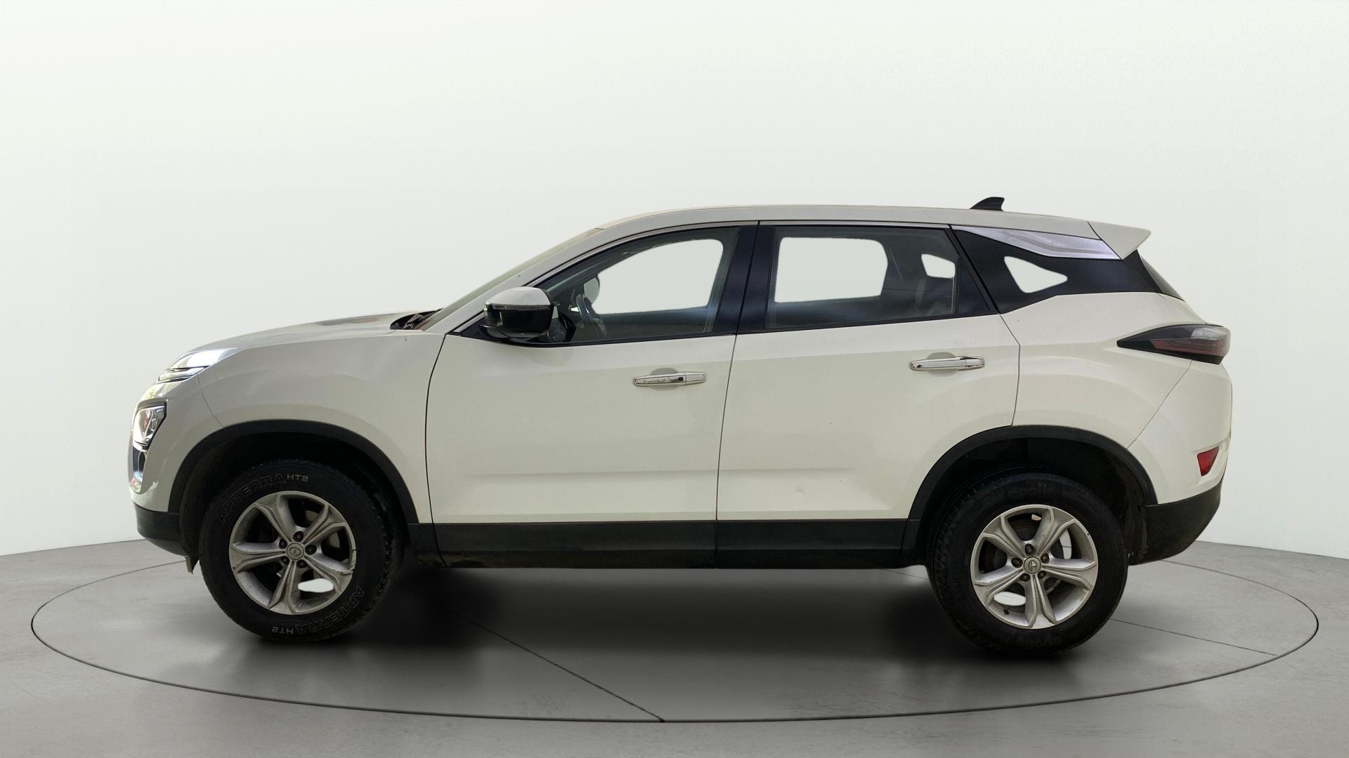 View 2019 Tata Harrier XE Image 5 Used 2019 Tata Harrier XE Image 5