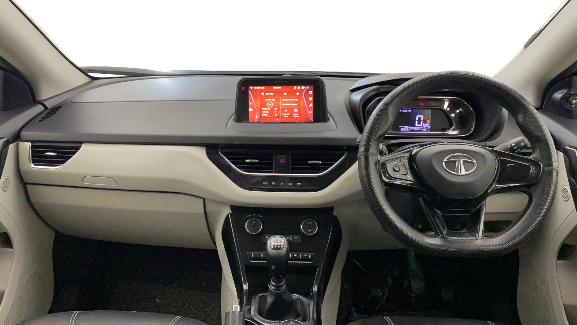 View 2022 Tata Nexon XZ Plus Diesel Image 15 Used 2022 Tata Nexon XZ Plus Diesel Image 15