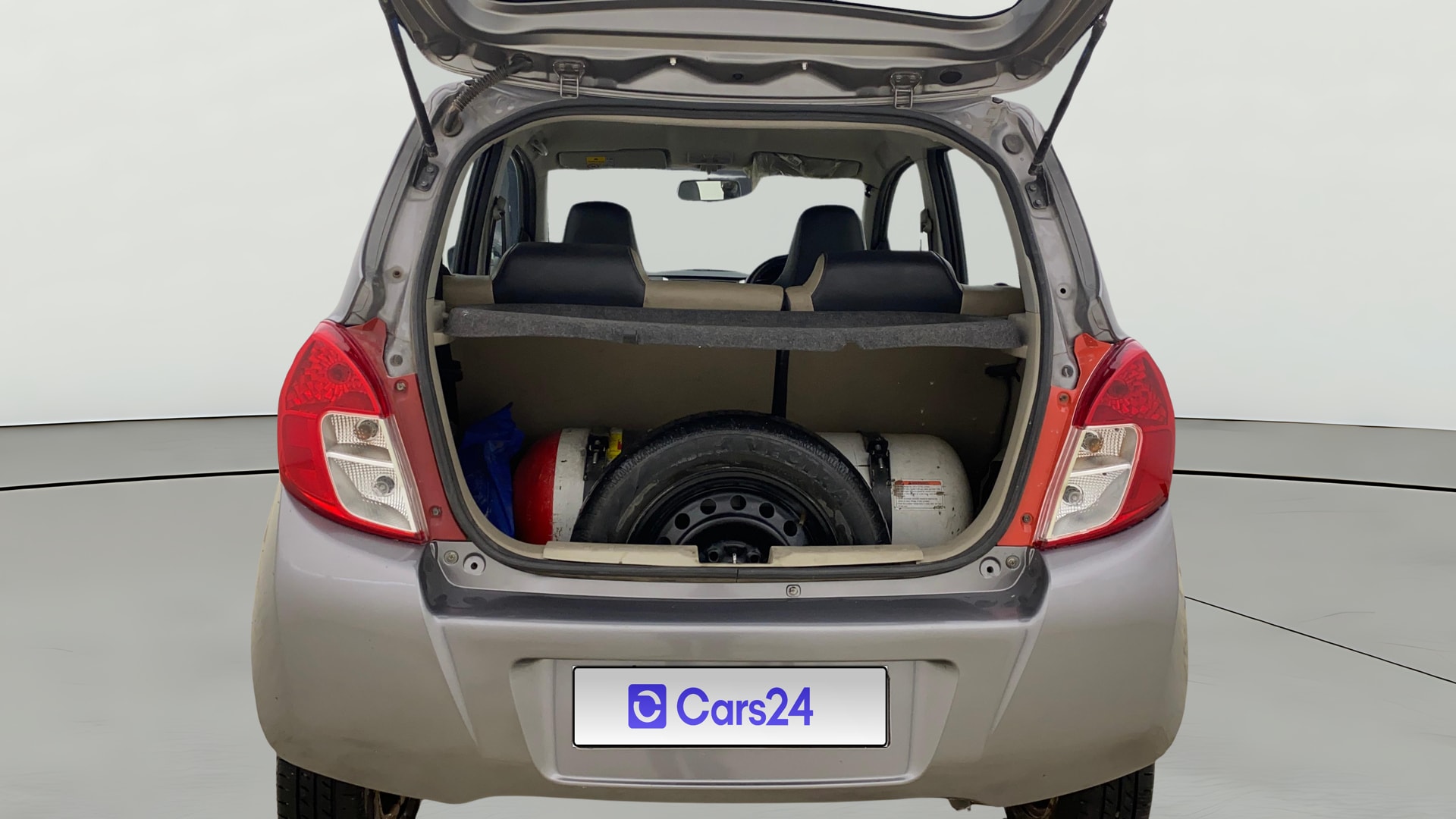 View 2018 Maruti Suzuki 1000 Base Variant Image 36 Used 2018 Maruti Suzuki 1000 Base Variant Image 36