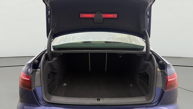 View Audi A4 Image 40 Used Audi A4 Image 40