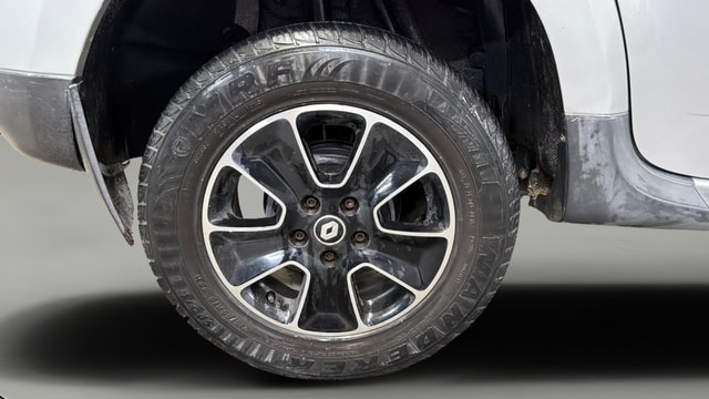View Renault Duster Image 23 Used Renault Duster Image 23