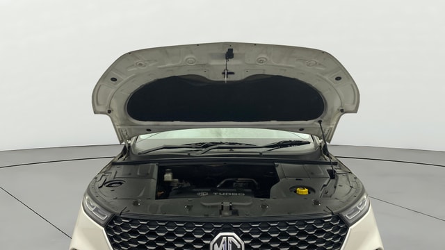 View MG Hector Plus Image 21 Used MG Hector Plus Image 21