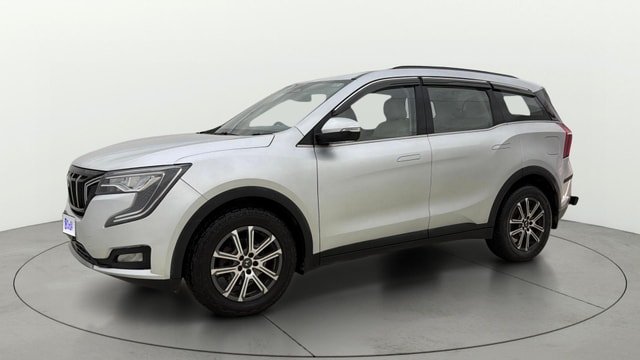 View Mahindra XUV700 Image 23 Used Mahindra XUV700 Image 23