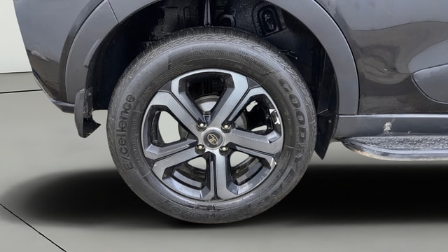 View Tata Nexon Image 25 Used Tata Nexon Image 25
