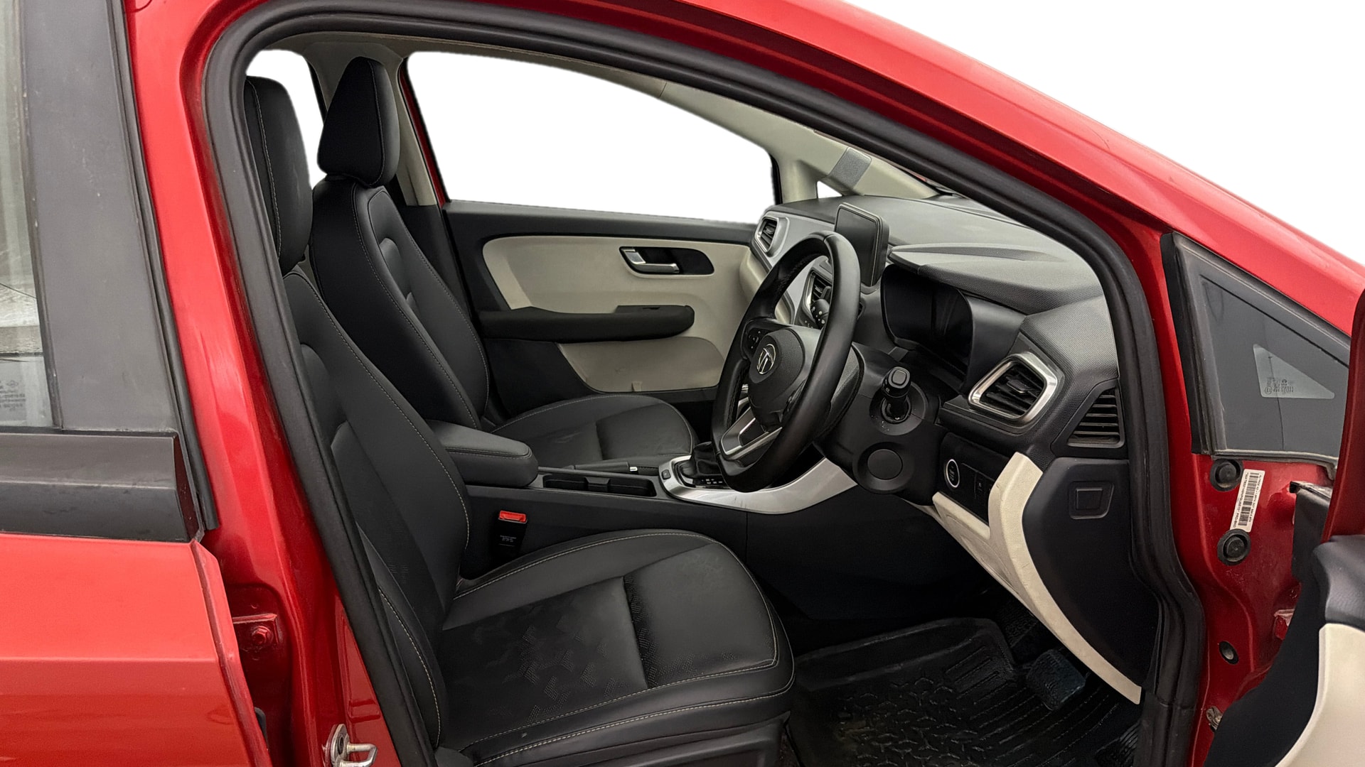 View 2022 Tata Altroz XZ Petrol Image 26 Used 2022 Tata Altroz XZ Petrol Image 26