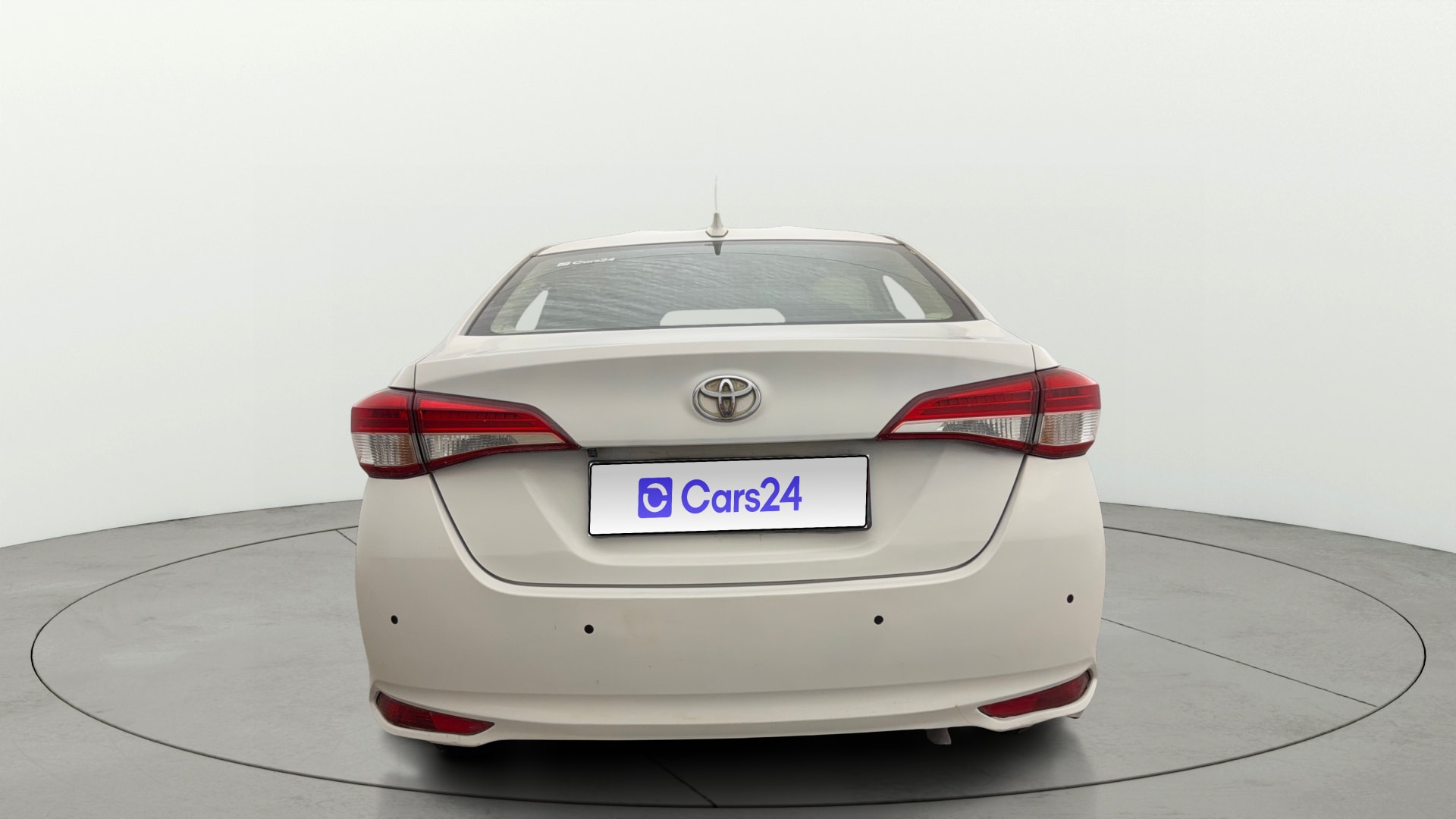 View 2018 Toyota Yaris V CVT Image 42 Used 2018 Toyota Yaris V CVT Image 42