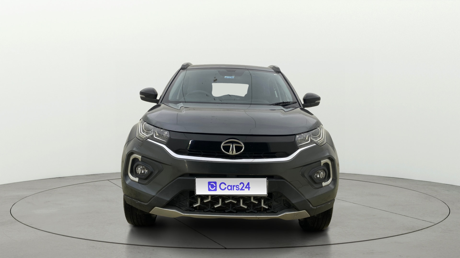 View 2022 Tata Nexon Revotron XE Image 1 Used 2022 Tata Nexon Revotron XE Image 1