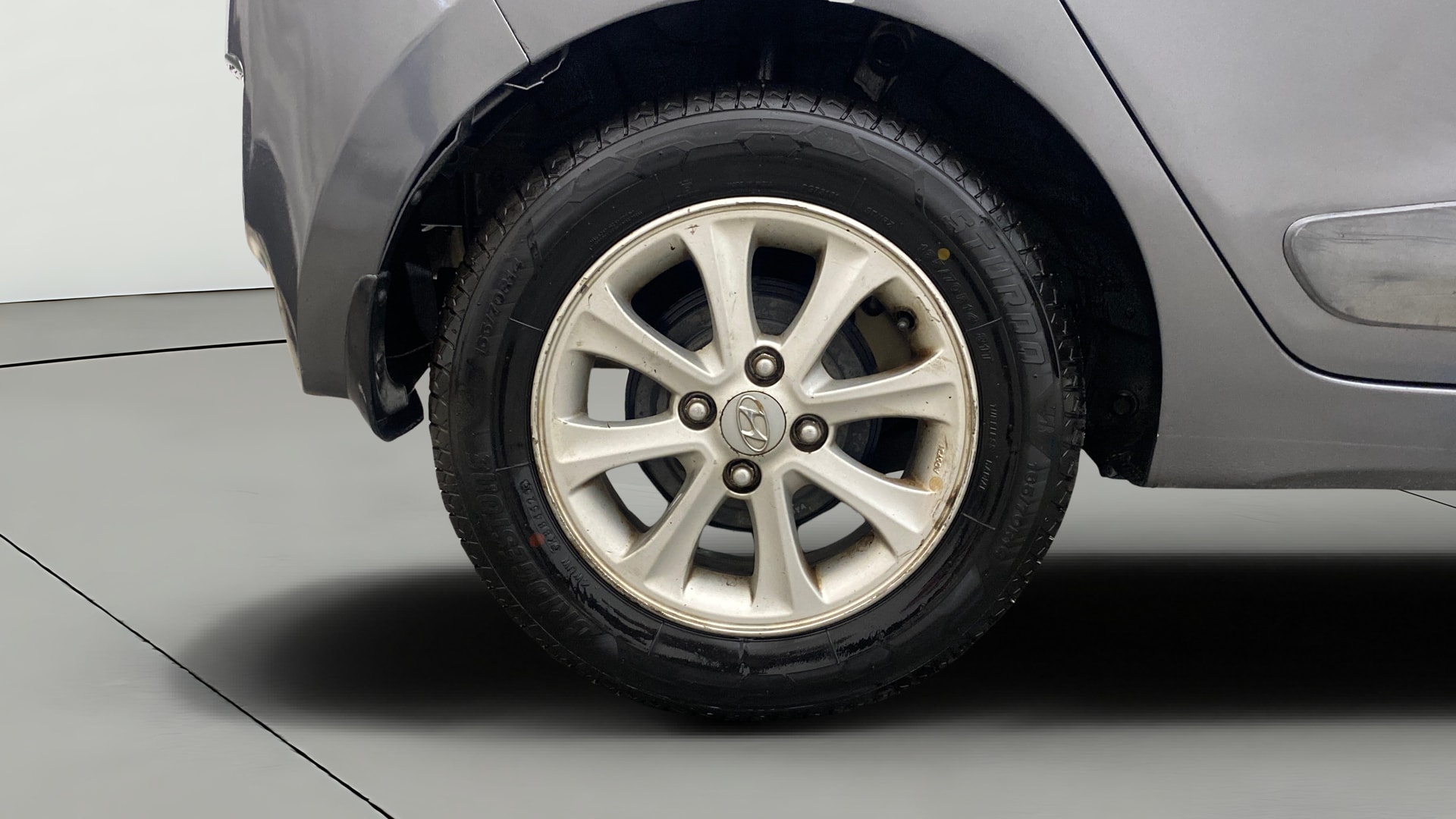 View 2014 Hyundai Grand i10 1.1 Asta Diesel Image 23 Used 2014 Hyundai Grand i10 1.1 Asta Diesel Image 23