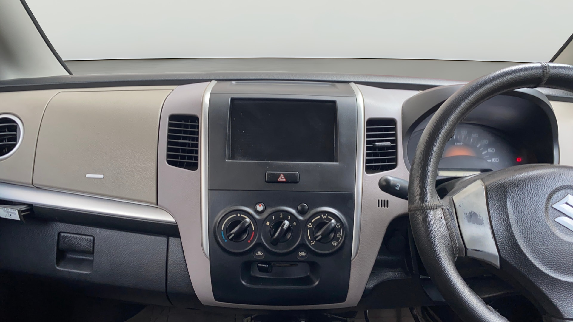 View 2014 Maruti Suzuki 1000 Base Variant Image 34 Used 2014 Maruti Suzuki 1000 Base Variant Image 34