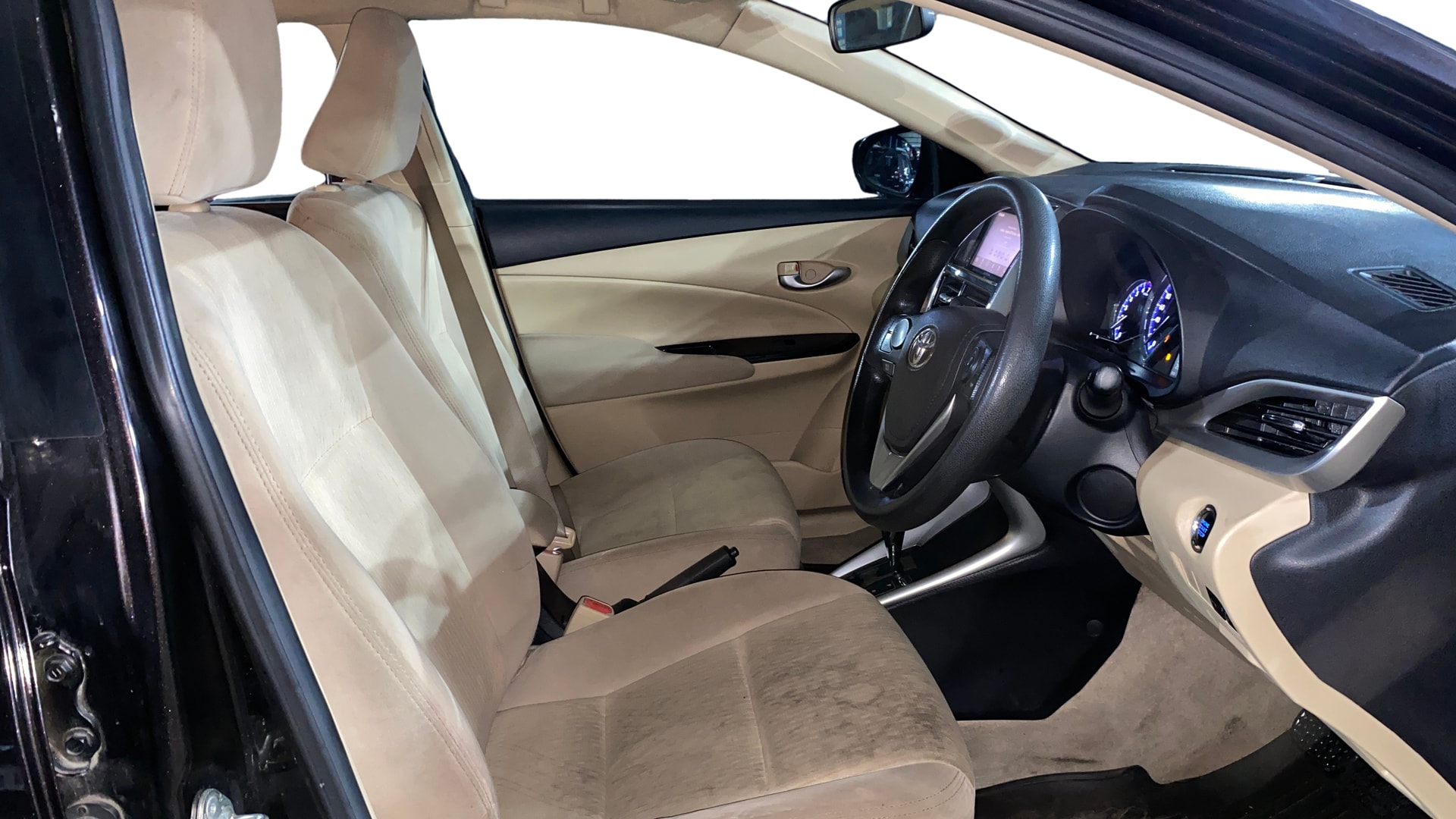 View 2018 Toyota Yaris G CVT Image 25 Used 2018 Toyota Yaris G CVT Image 25