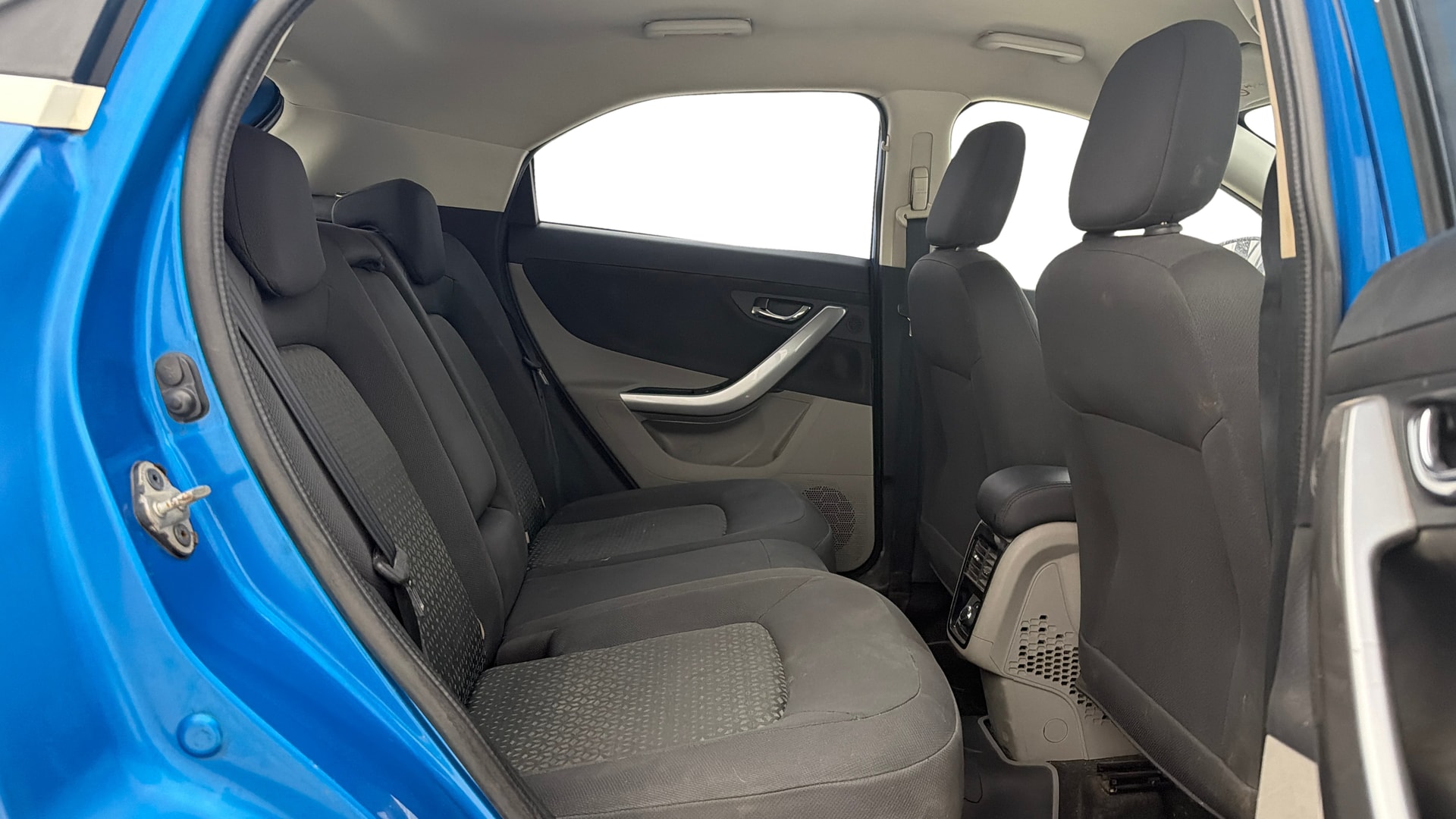 Used 2017 Tata Nexon Used 2017 Tata Nexon