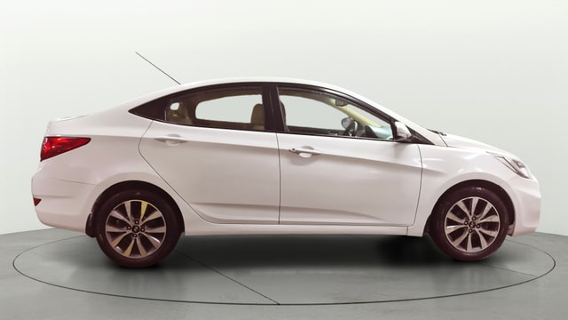 View Hyundai Fluidic Verna Image 9 Used Hyundai Fluidic Verna Image 9