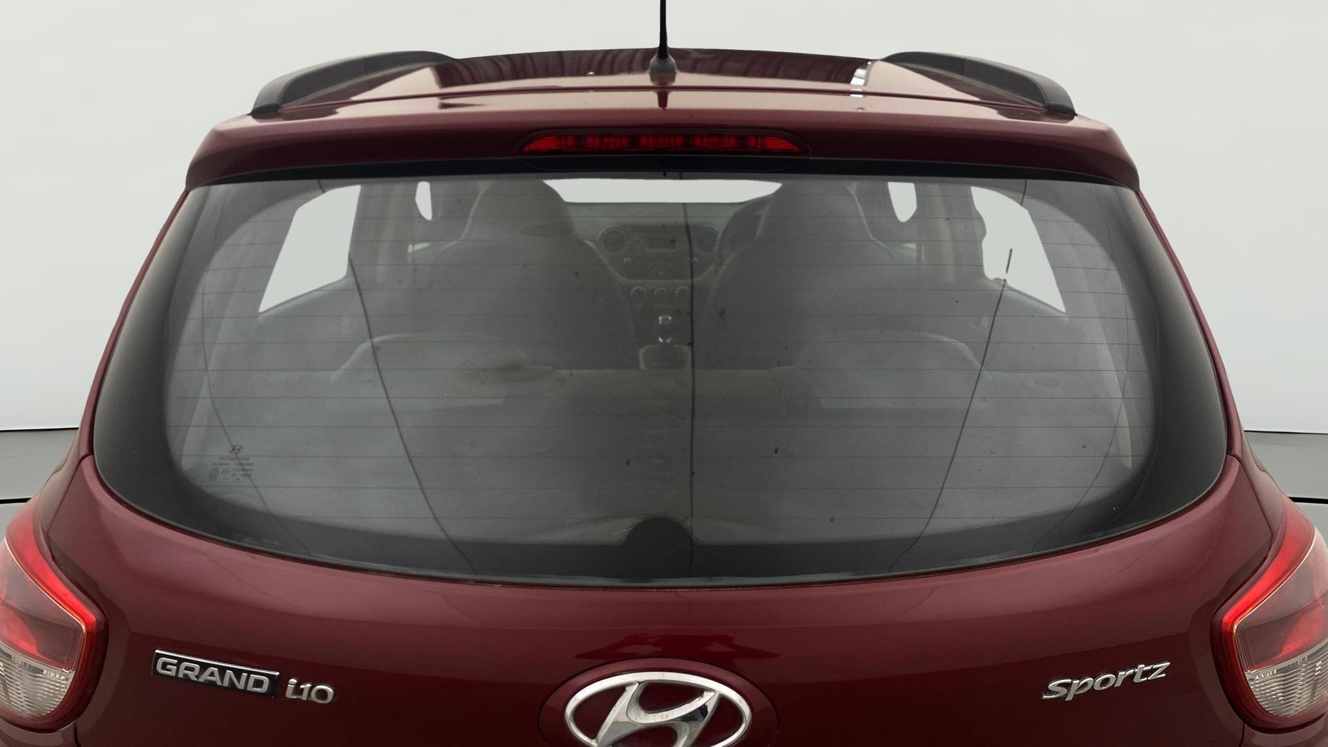 View 2015 Hyundai Grand i10 Sportz 1.2 Kappa Image 4 Used 2015 Hyundai Grand i10 Sportz 1.2 Kappa Image 4