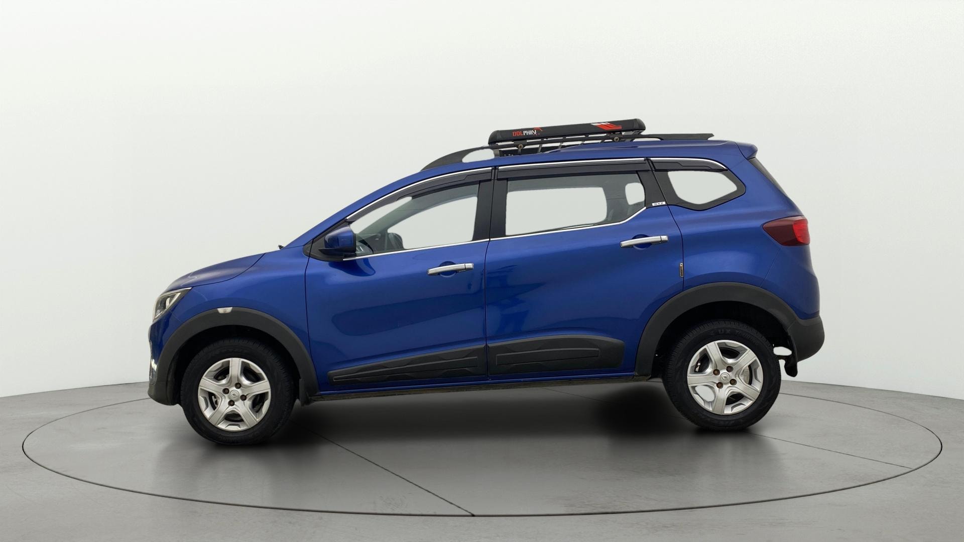 View 2019 Renault Triber RXZ Image 5 Used 2019 Renault Triber RXZ Image 5