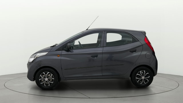 View Hyundai EON Image 5 Used Hyundai EON Image 5