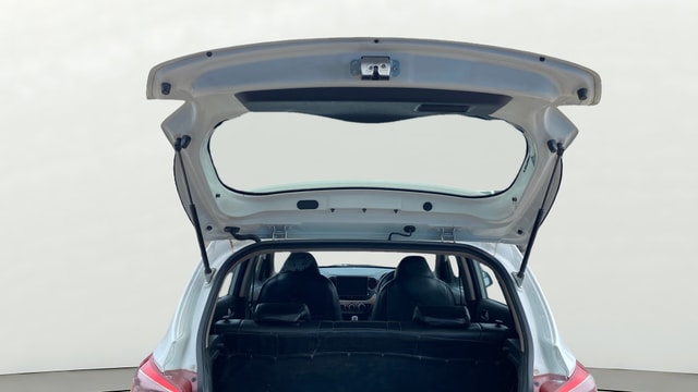 View Hyundai Grand i10 Image 30 Used Hyundai Grand i10 Image 30
