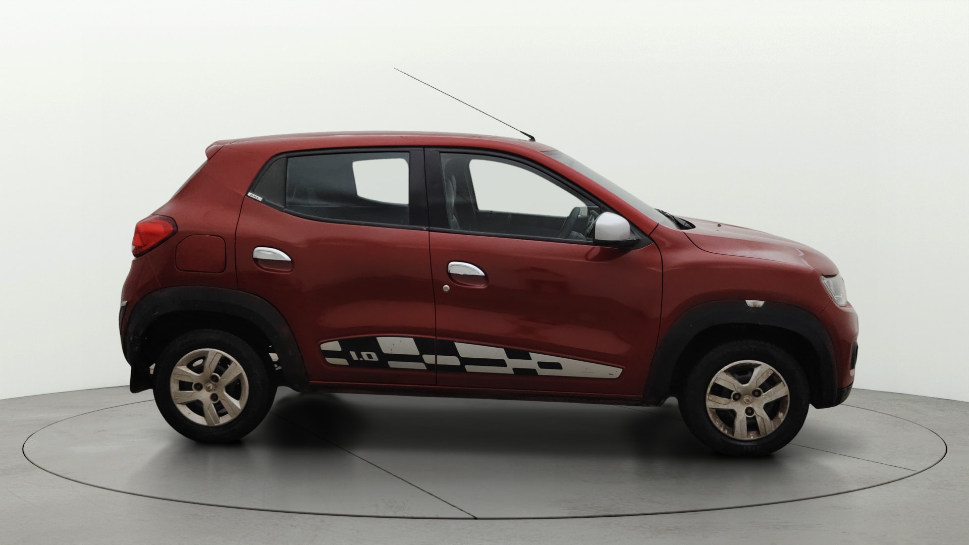 View 2018 Renault Kwid RXL 1.0 AMT BS IV Image 8 Used 2018 Renault Kwid RXL 1.0 AMT BS IV Image 8