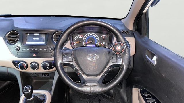 View Hyundai Grand i10 Image 20 Used Hyundai Grand i10 Image 20
