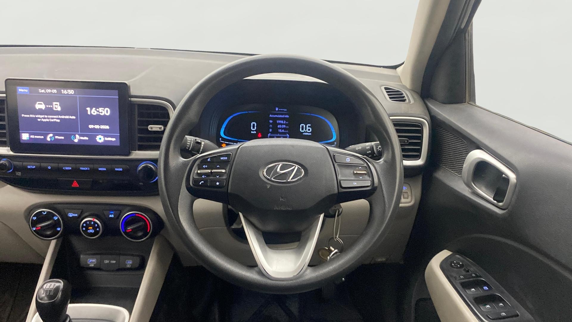Used 2024 Hyundai Venue Used 2024 Hyundai Venue