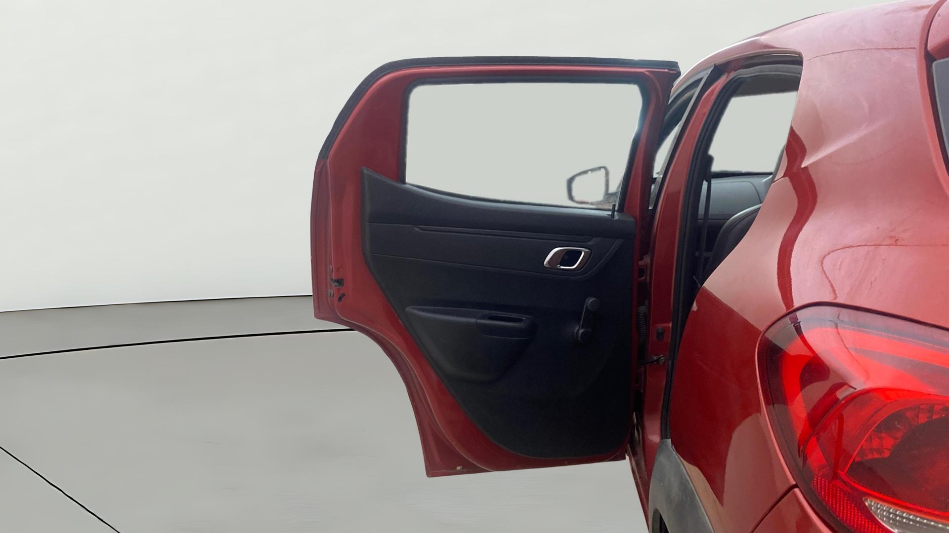 View 2019 Renault Kwid RXL 1.0 BS IV Image 22 Used 2019 Renault Kwid RXL 1.0 BS IV Image 22