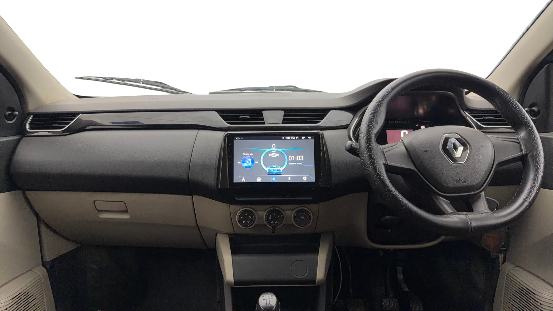 View 2020 Renault Triber RXE Image 16 Used 2020 Renault Triber RXE Image 16