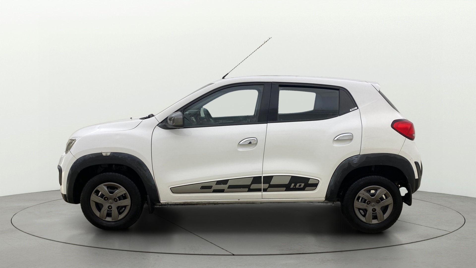 View 2017 Renault Kwid RXL 1.0 AMT BS IV Image 5 Used 2017 Renault Kwid RXL 1.0 AMT BS IV Image 5